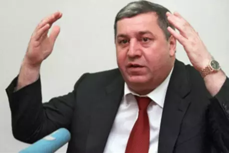 Гуцериев вернет себе компанию "Русснефть"