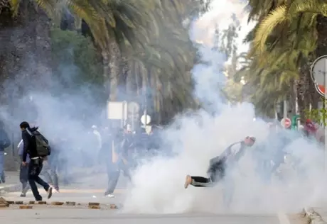 Из-за беспорядков туристический бизнес в Тунисе потерял 40 процентов доходов