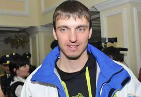 Казахстанский лыжник стал вторым на общеспринтерском этапе Кубка мира