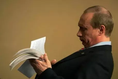 Путин - не читатель, Путин - писатель