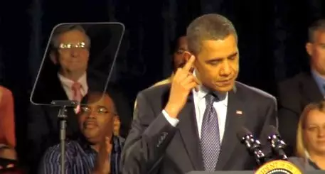 Средний палец стоил телеведущему карьеры