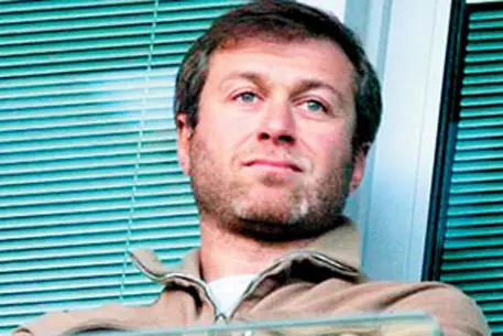 Наказание ФИФА помешает Абрамовичу купить Рибери и Агуэро