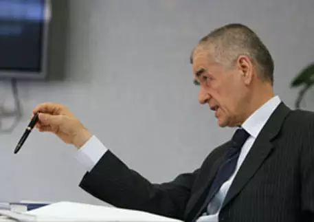 Почти все белорусское молоко попало под запрет в России