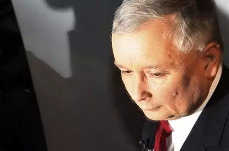 Качиньский призвал ЕС и США бороться с Россией