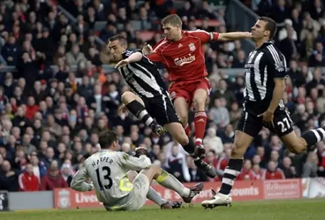 Премьер-лига Англии опубликовала календарь чемпионата