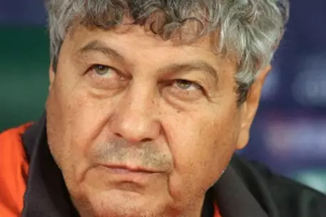 Тренер "Шахтера" обвинил в поражении от "Барселоны" судью