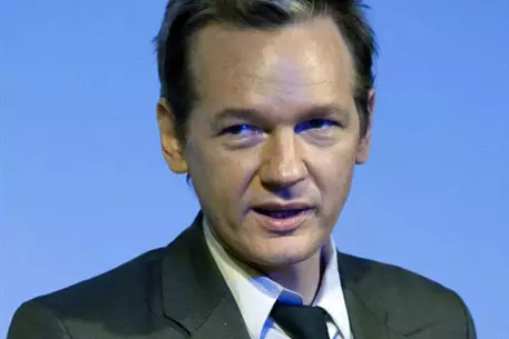 Основателя WikiLeaks допросили по обвинению в домогательствах