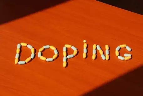 Претендента на звание чемпиона мира по боксу поймали на допинге