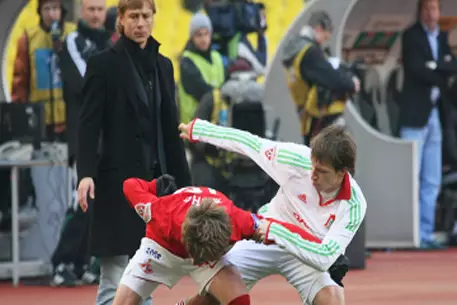 "Спартак" уверенно победил "Локомотив" в московском дерби