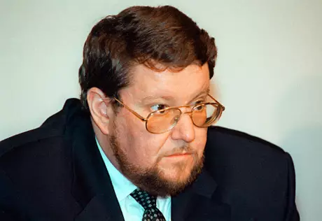 Россия выиграет от прекращения поставок оружия в Ливию