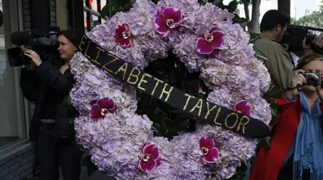 Баптисты собираются пикетировать похороны Элизабет Тейлор