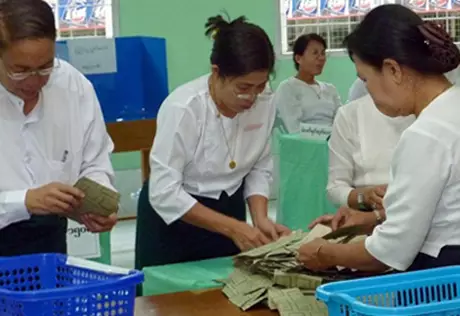 В Мьянме прошли парламентские выборы