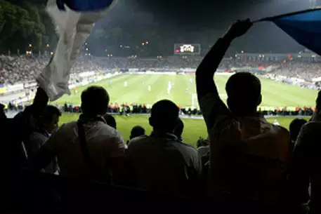 Российским и немецким фанатам запретили пить пиво вместе