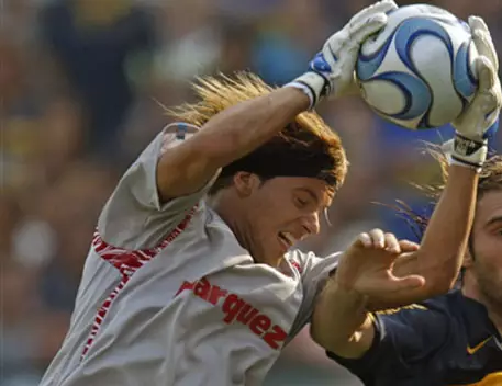 "Челси" заинтересовался аргентинским вратарем