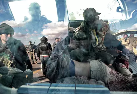 Армия Каддафи захватила город Зувара