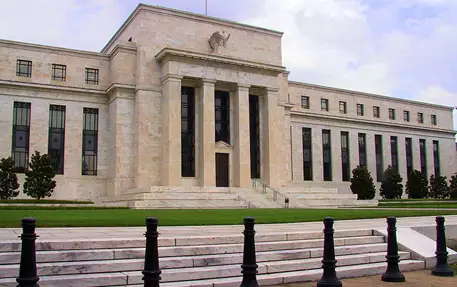 Банки США вернут правительству 7,7 миллиарда долларов