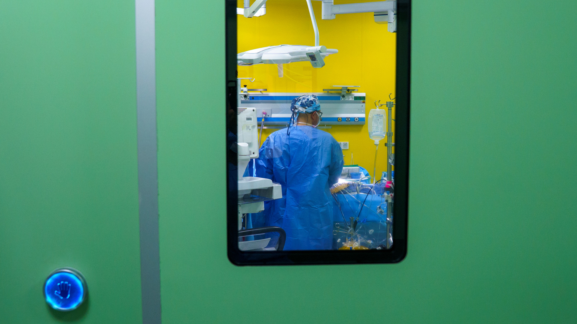 “Поскрести по сусекам“: спасут ли обновления в закон о медстраховании систему ОСМС