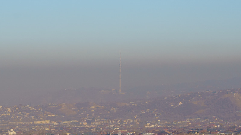 Смог в Алматы 27 ноября 2025 года. Фото: ©️ Tengrinews.kz / Болат Айтмолда