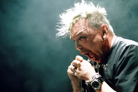 Лидер группы "Неприкасаемые" на мотоцикле сбил пешехода