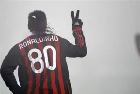 "Милан" забил три безответных мяча "Ювентусу" 