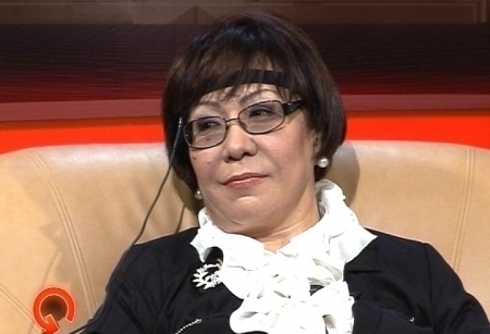 На детекторе лжи на этой неделе - председатель Ассоциации деловых женщин Казахстана. Раушан Сарсембаева честно ответила: почему в Казахстане нет шансов у женщины-президента, зачем женщины-токал соглашаются быть второй, а то и третьей женой и как женщины-стервы обречены в этой стране на несчастливую участь.