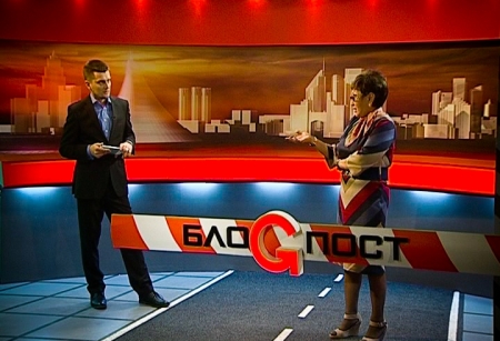 Пока из областей поступают все новые и новые сводки о разврате педофилов, парламент, напротив, затягивает рассмотрение поправок, ужесточающих преступления в отношении детей, вплоть до химической кастрации. Ориентировочно, документ отложен на пару месяцев. Впервые о принудительной кастрации педофилов заговорил сенатор Гани Касымов, но позже, как-то так получилось, инициативу перехватил российский президент Дмитрий Медведев. В Госдуме сейчас жаркие дебаты, и теперь наши парламентарии хотят посмотреть на российских коллег-депутатов, а уже потом, с учётом ошибок, принять свою версию поправок в закон о химической кастрации педофилов. 