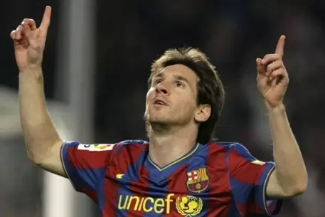 Испанские СМИ назвали Месси обладателем "Бриллиантового мяча" 