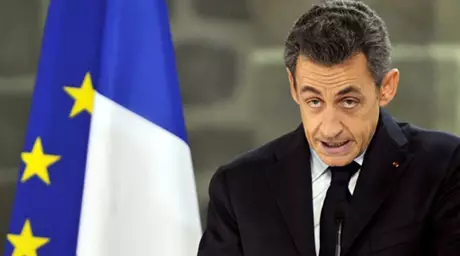 Великобритания и Франция готовы нанести авиаудары по Ливии