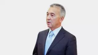 Земные проблемы неземной профессии