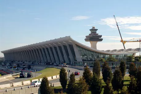 Пакистанские офицеры отказались от визита в США из-за допроса в аэропорту