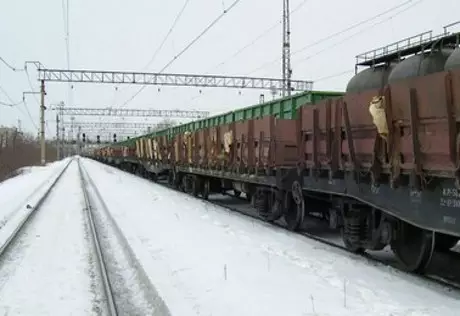 В Башкирии сошел с рельсов грузовой состав 