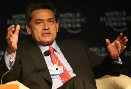 Глава Goldman Sachs "слил" информацию о сделке Баффетта