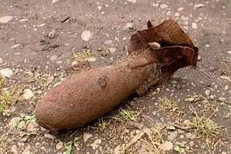 В Чечне обнаружили 100-килограммовую авиабомбу