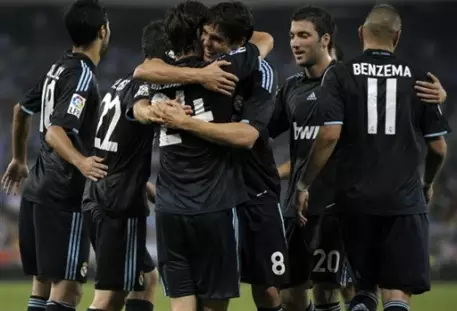 "Манчестер Юнайтед" и "Барселона" одержали уверенные победы