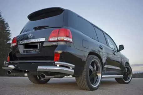 У подмосковного чиновника украли Land Cruiser