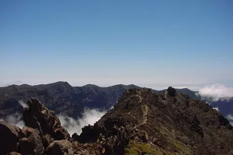 На Канарах 4 тысячи человек эвакуировали из-за пожара 