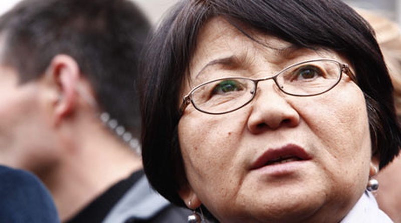 Роза Отунбаева. Фото РИА Новости