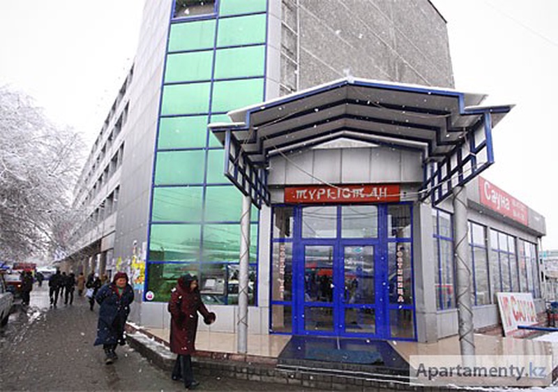Гостиница "Туркестан". Фото с сайта apartamenty.kz