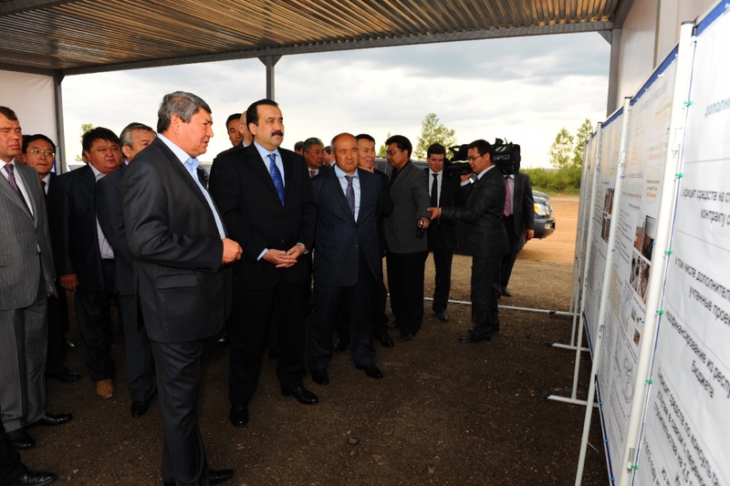 Доклад Председателя Комитета по водным ресурсам А.Ормана. Акмолинская область, 24.06.2011 год. Фото с сайта flickr.com