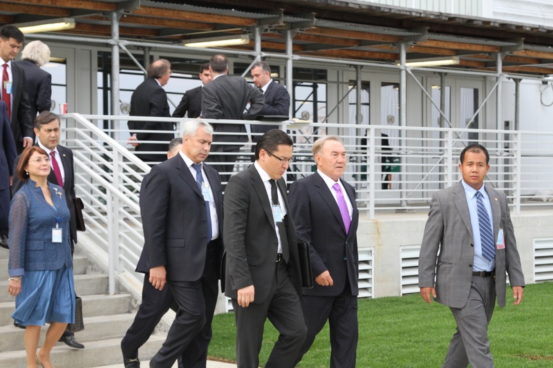 Президент Казахстана после прений 66-й сессии Генассамблеи ООН. ©Ренат Ташкинбаев