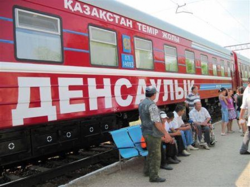 Лечебно-диагностический поезд. Фото med-emer.kz