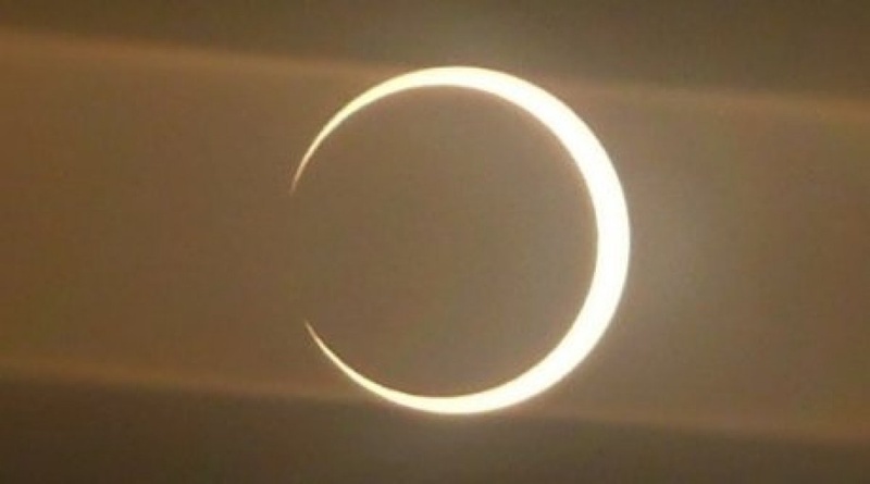 Кольцеобразное солнечное затмение. Фото с сайта infokart.ru