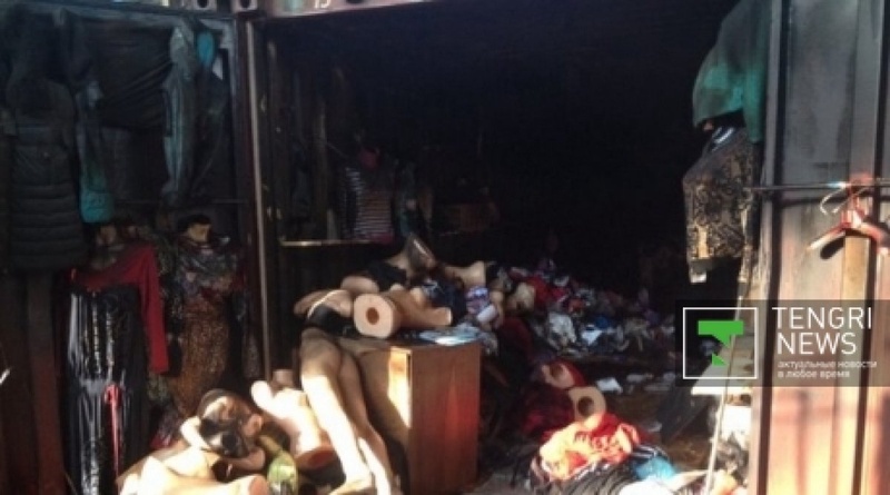 Последствия пожара. Фото © Владимир Прокопенко