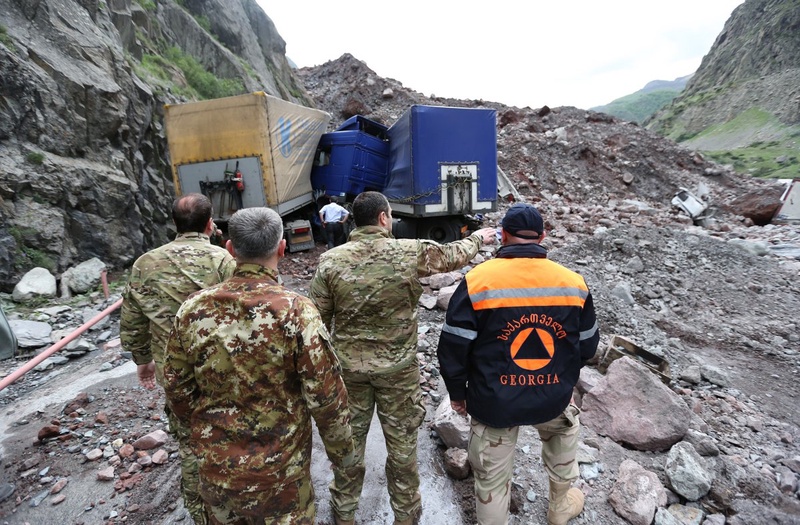 Оползень в Дарьяльском ущелье. ©police.ge