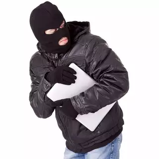 Из офиса партии "Нур Отан" в ВКО украли членские взносы и ноутбук