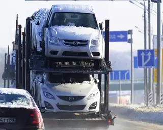 Об ограничениях на ввоз авто из России рассказали в АКАБ