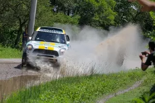 Рахимбаев поднялся на девятую позицию в общем зачете "Дакара"