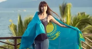 Казахская няша Сабина Алтынбекова снялась в китайской рекламе