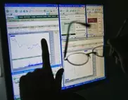 Инвесторы потеряли интерес к акциям Банка ЦентрКредит