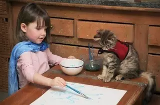 Как кошка Тула помогает девочке с аутизмом